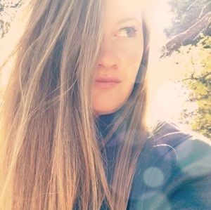 Meet your Posher, Chrystal